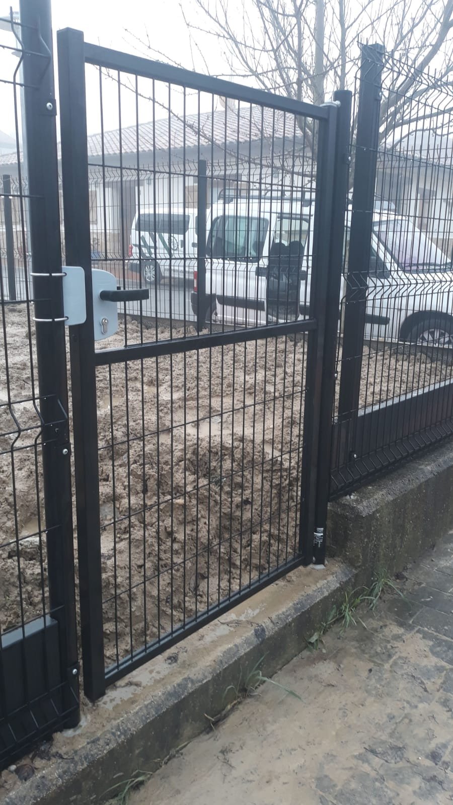 Puerta de acceso — Proyecto 15