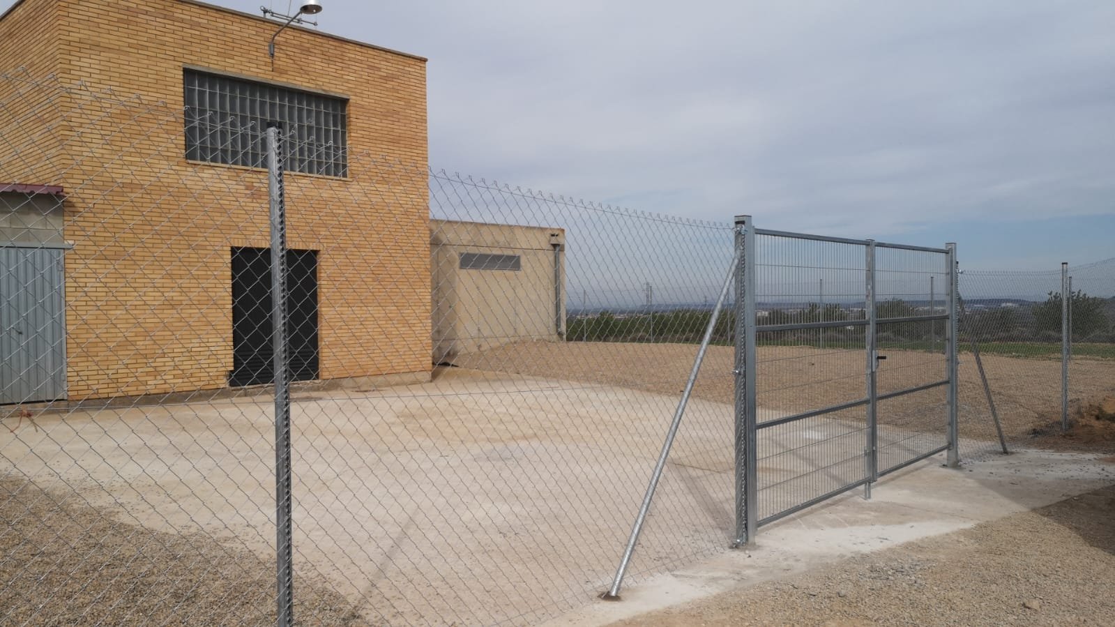 Puerta de acceso — Proyecto 19